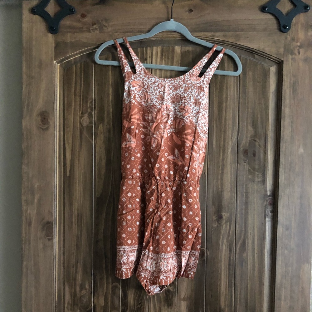 Reddish brown O’Neill romper medium